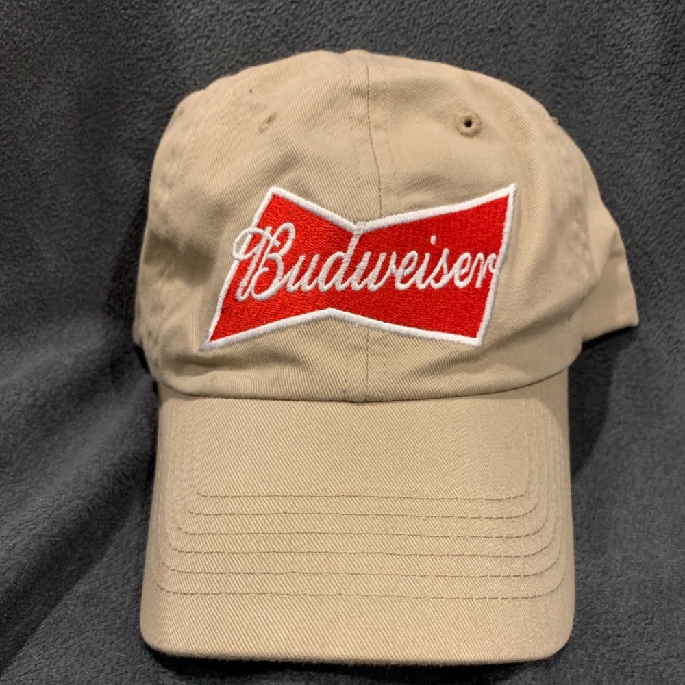 BUDWEISER BEIGE ADJUSTABLE BEER HAT NEW